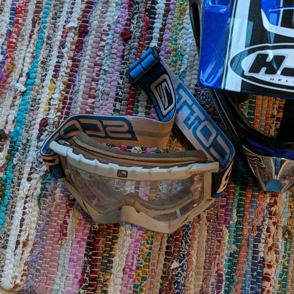 HJC helmet - Picture 5 of 5